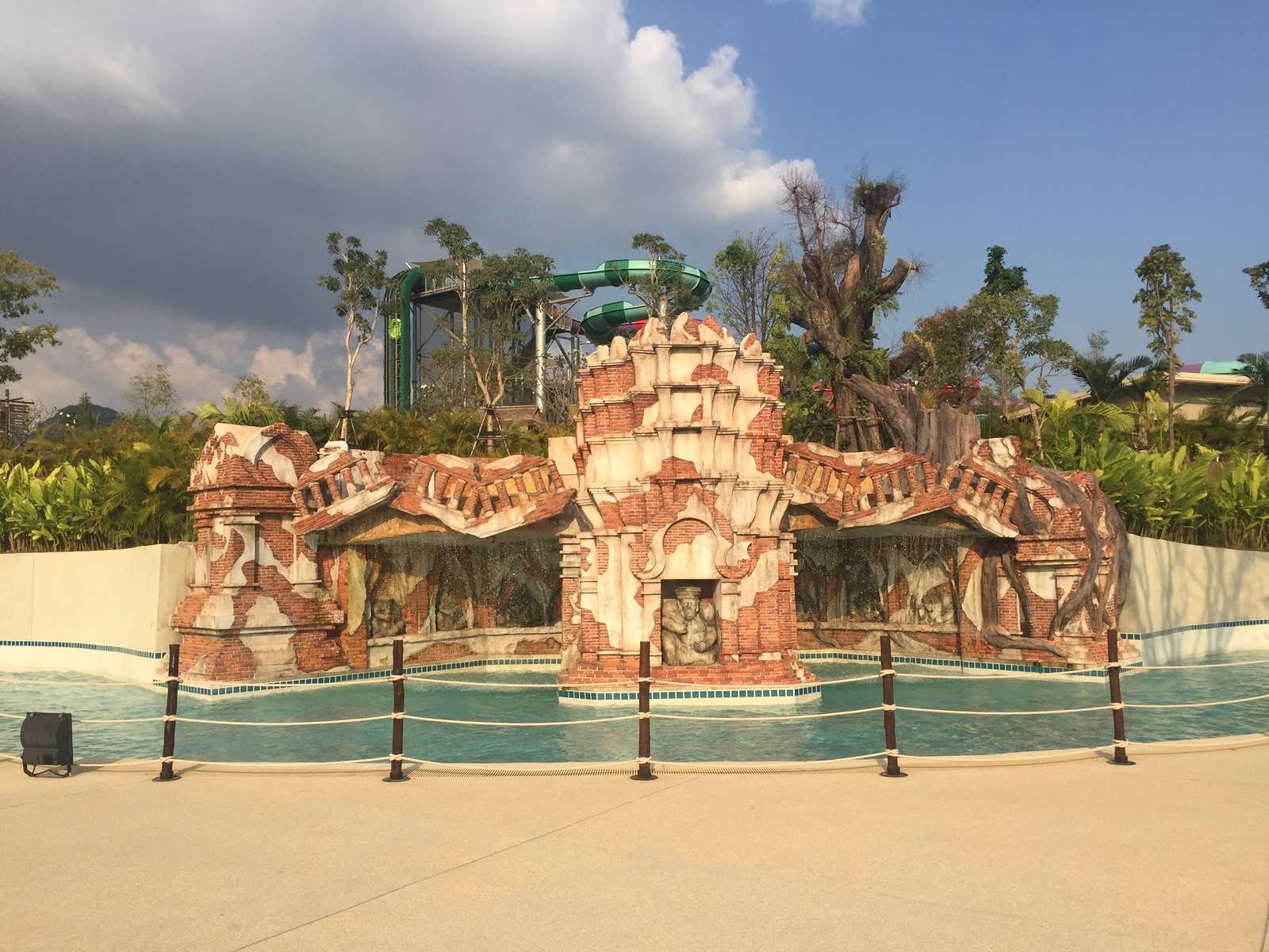 Picture Thailand Pattaya Ramayana Water Park 2016-12 34 - Perspective Ramayana Water Park