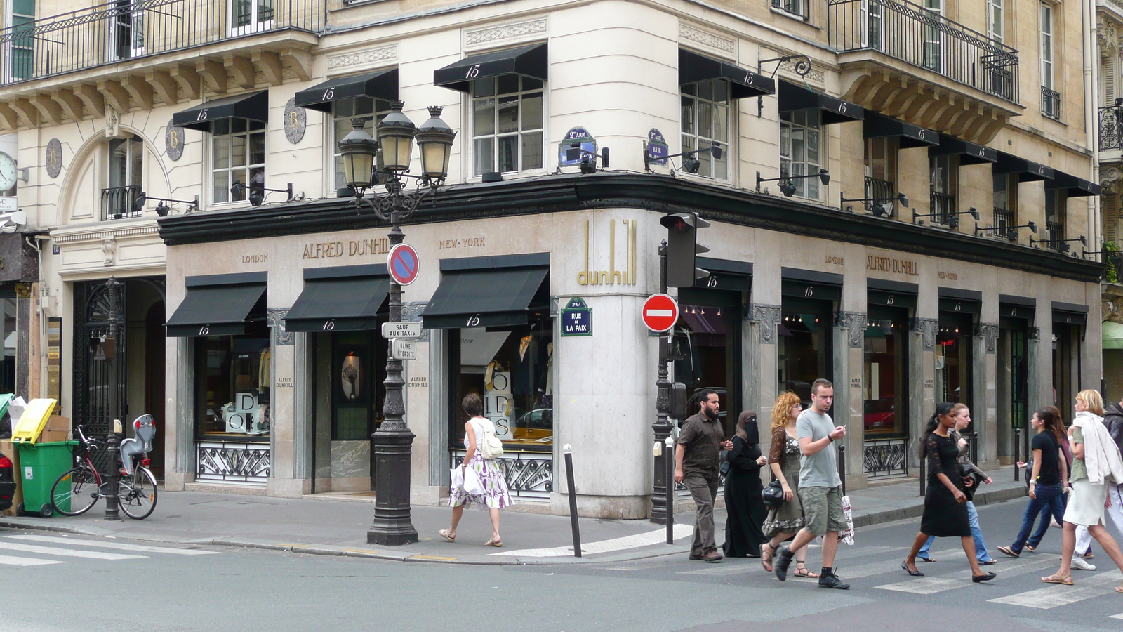 Picture France Paris Rue de la Paix 2007-07 24 - Car Rue de la Paix