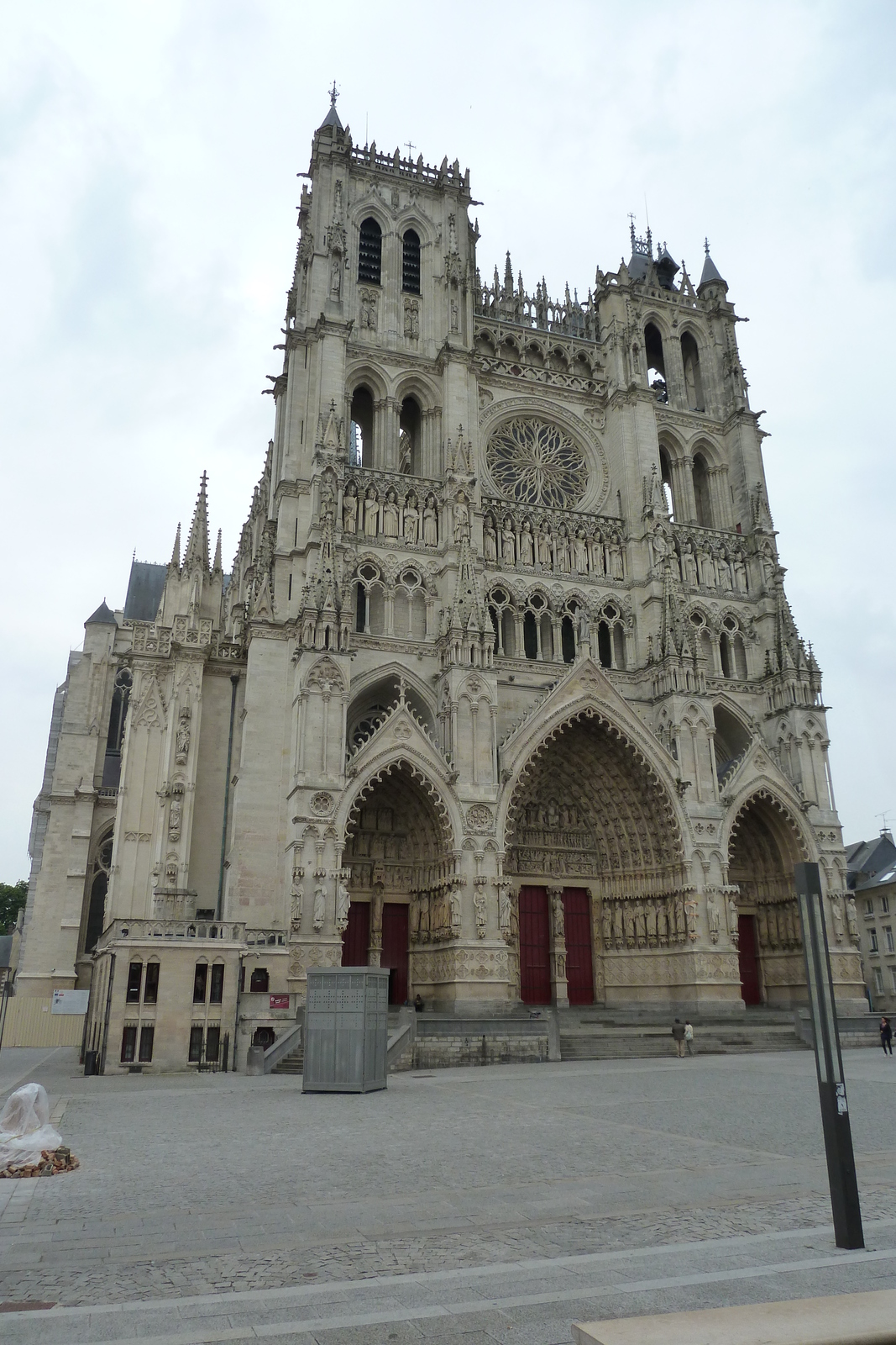 Picture France Amiens 2011-07 14 - Sightseeing Amiens