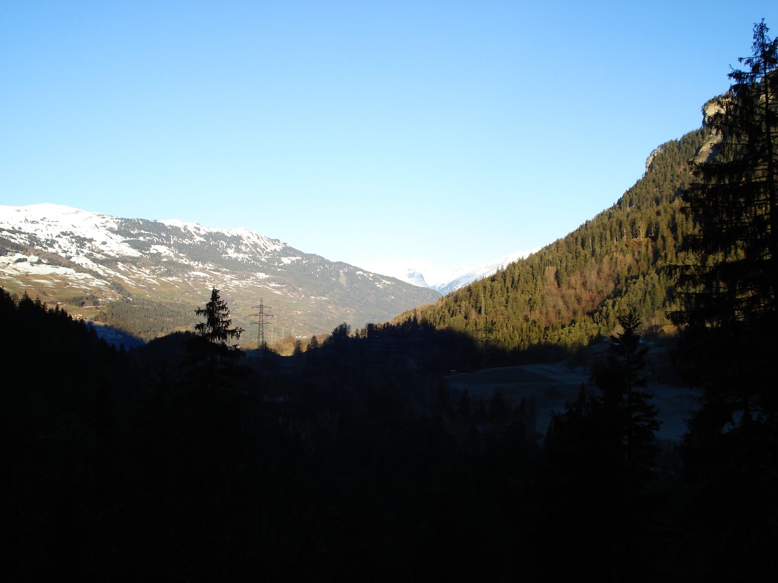 Picture Swiss Chur to St Moritz Road 2007-01 27 - View Chur to St Moritz Road