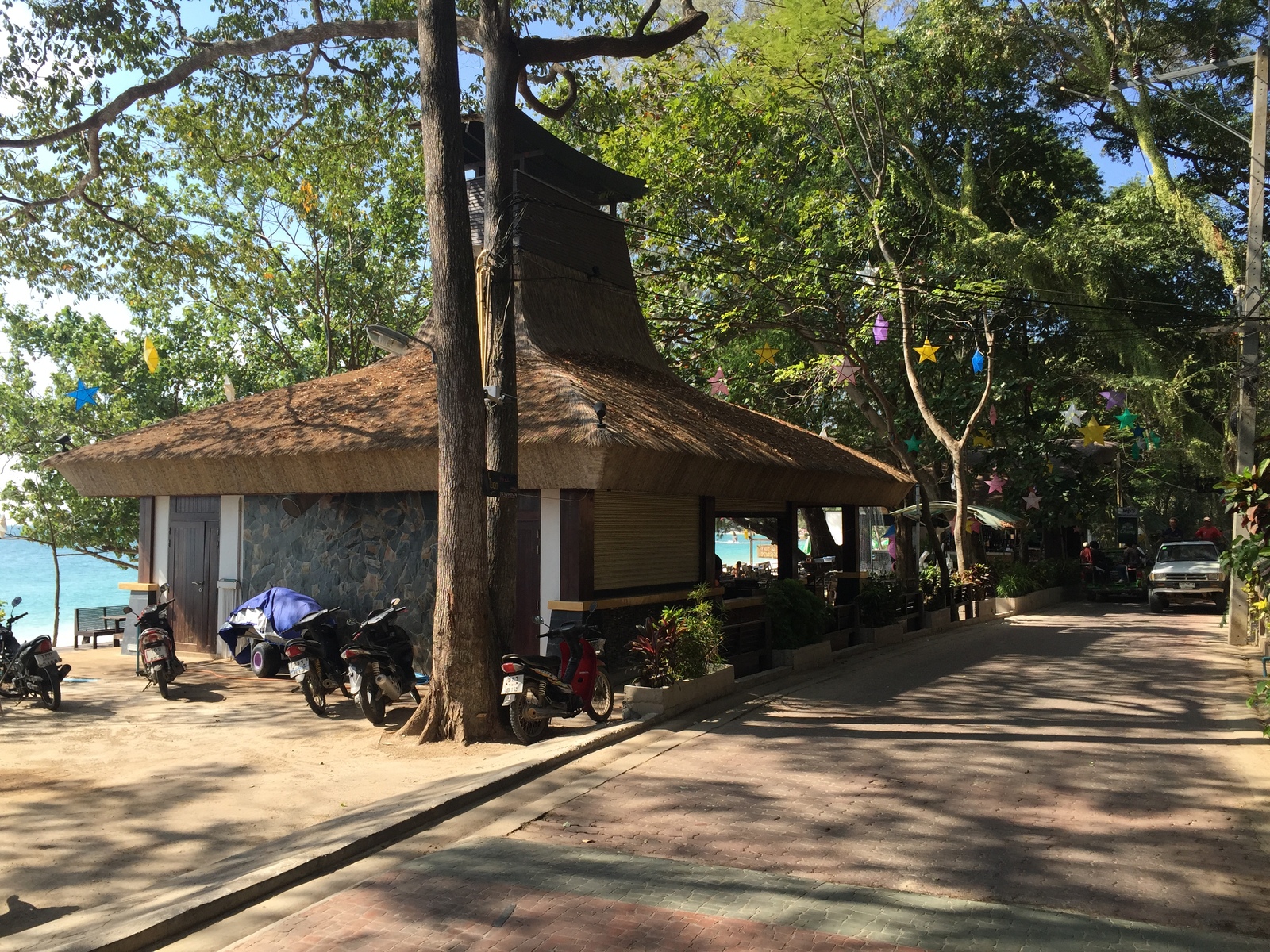 Picture Thailand Ko Samet 2014-12 237 - Shopping Mall Ko Samet