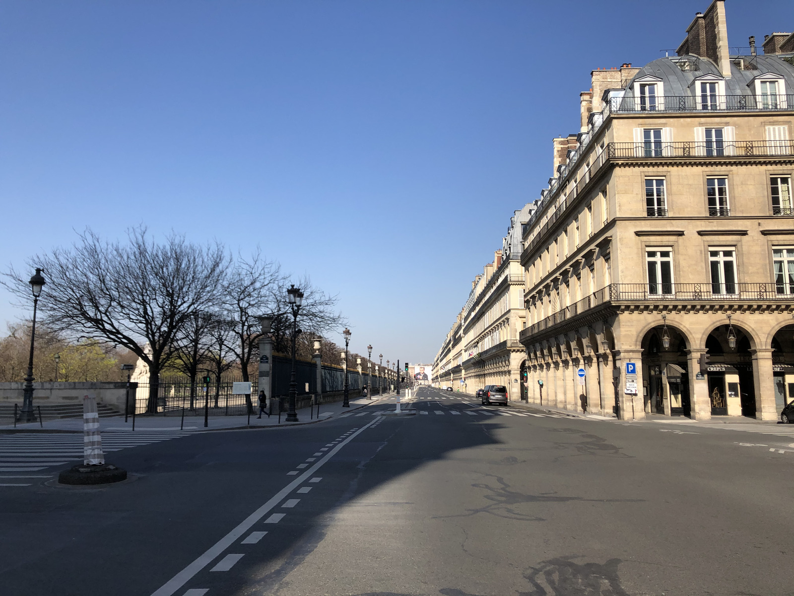 Picture France Paris lockdown 2020-03 161 - Road Paris lockdown