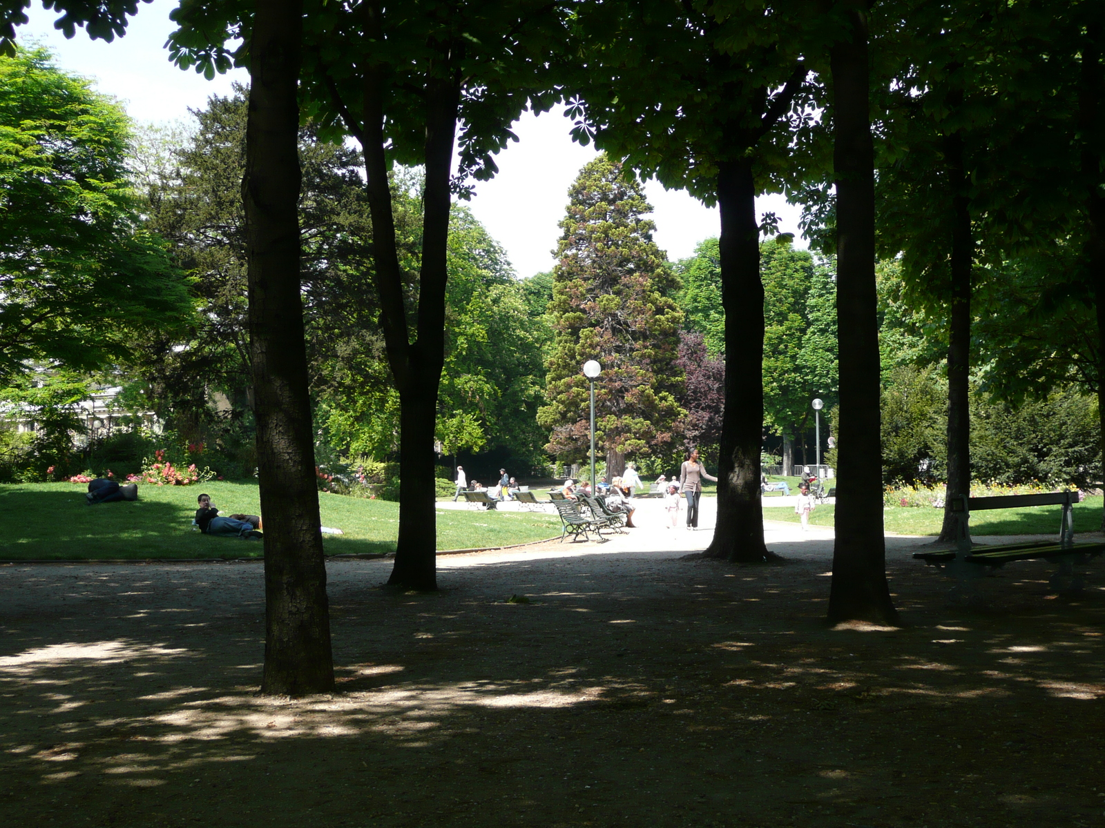 Picture France Paris Champs Elysees 2007-05 19 - Road Champs Elysees