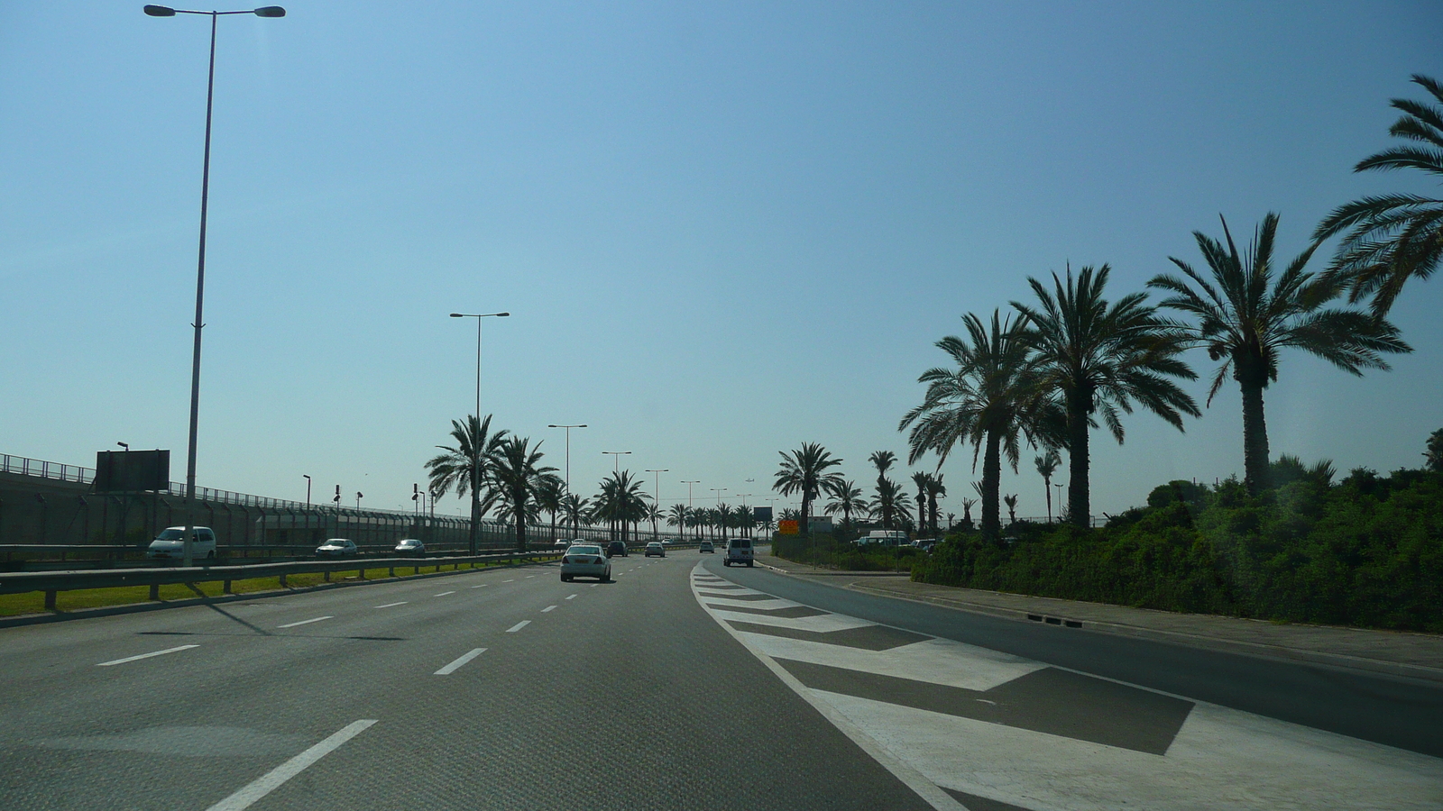 Picture Israel Tel Aviv to Ben Gurion Airport 2007-06 51 - Tourist Tel Aviv to Ben Gurion Airport