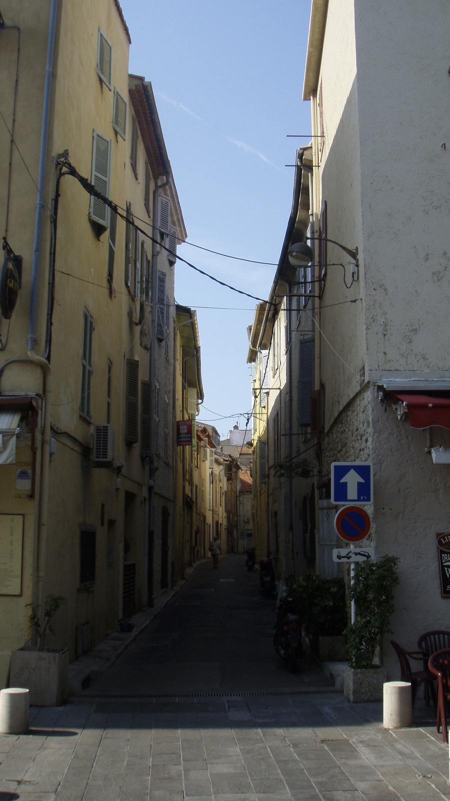 Picture France Antibes Boulevard Aguillon 2007-08 5 - Photographer Boulevard Aguillon