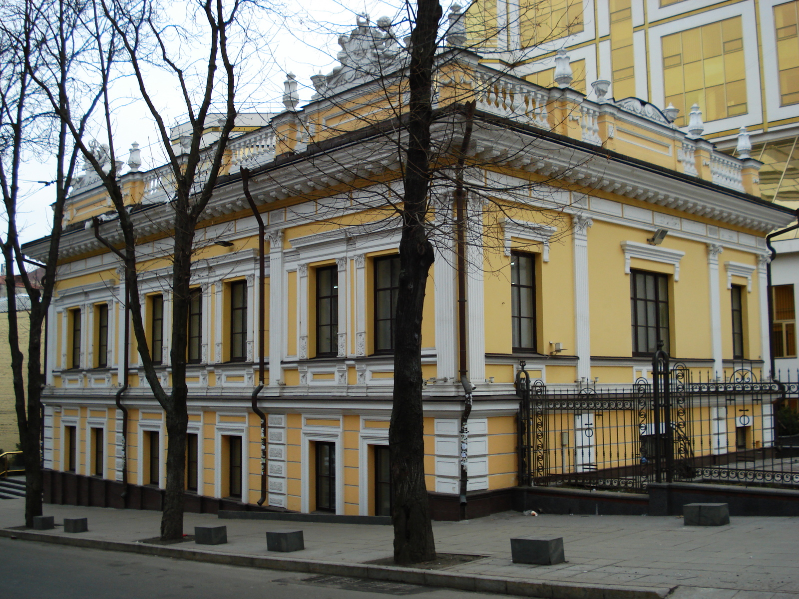 Picture Ukraine Kiev 2007-03 72 - Store Kiev