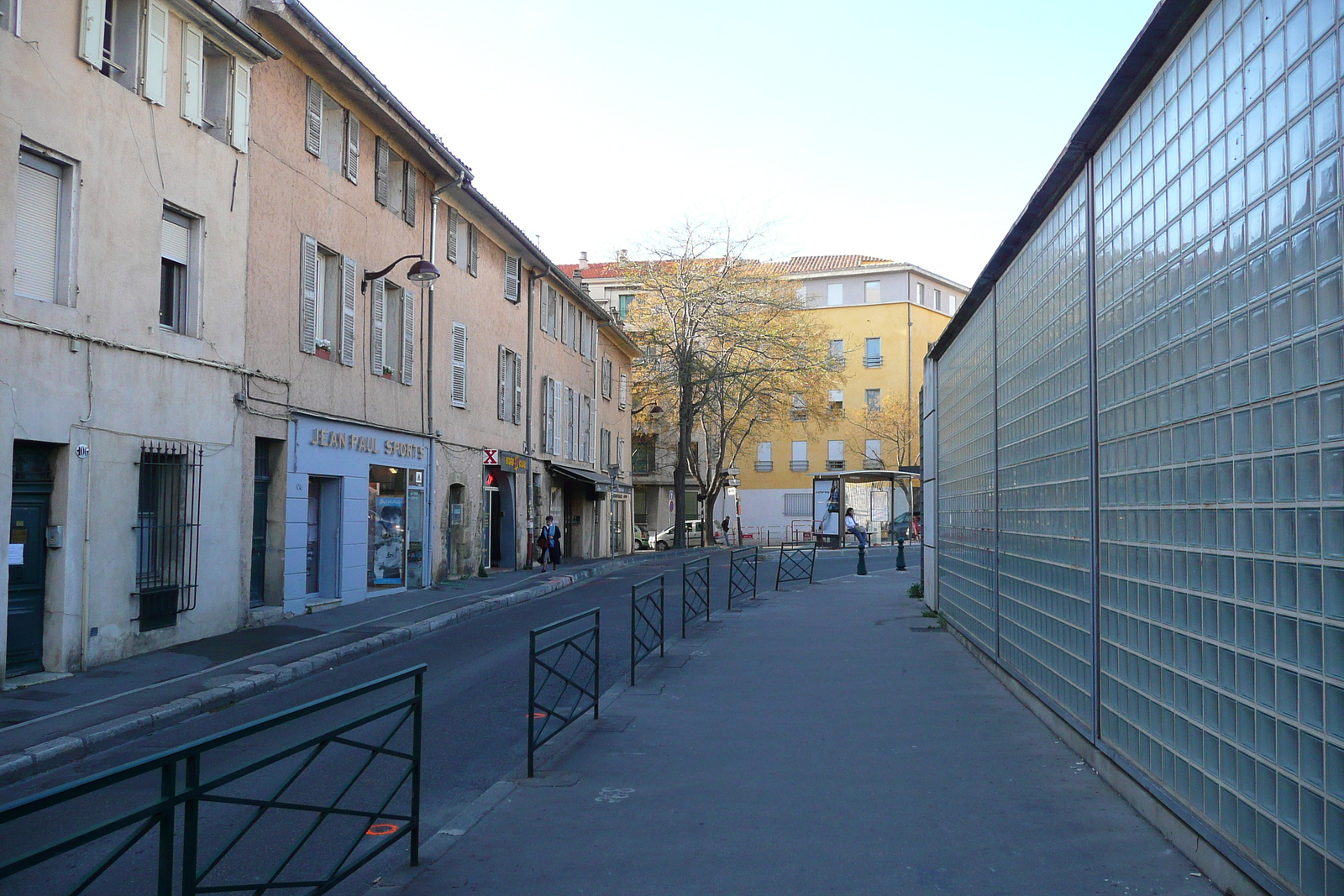 Picture France Aix en Provence 2008-04 19 - Road Aix en Provence