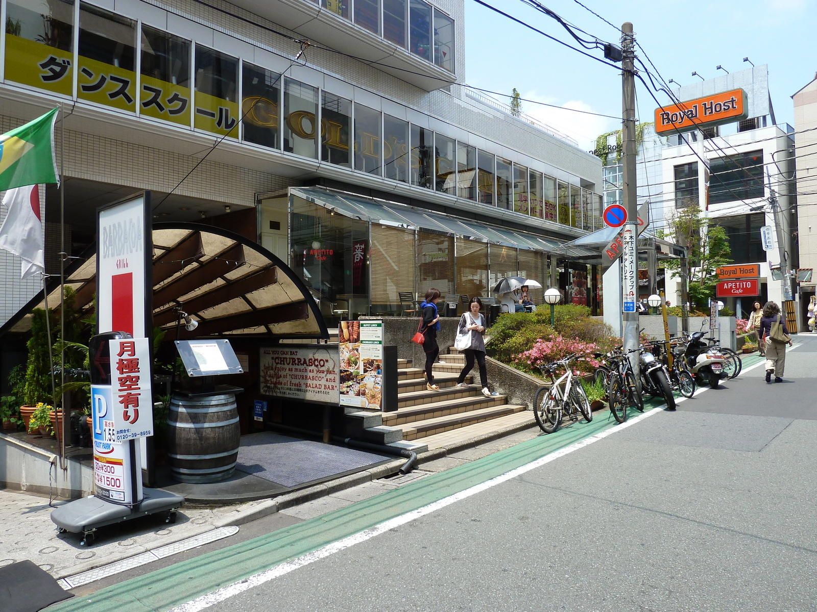 Picture Japan Tokyo Omotesando 2010-06 9 - Sight Omotesando