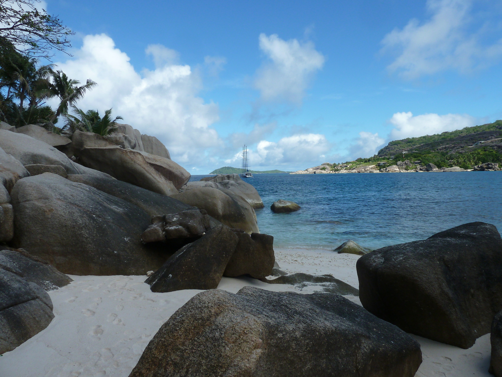 Picture Seychelles Coco Island 2011-10 1 - View Coco Island