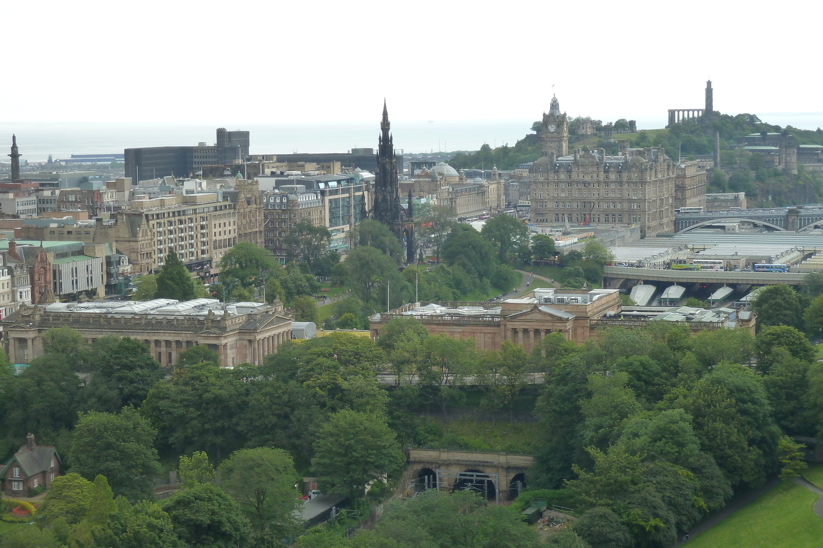 Picture United Kingdom Edinburgh 2011-07 96 - Perspective Edinburgh