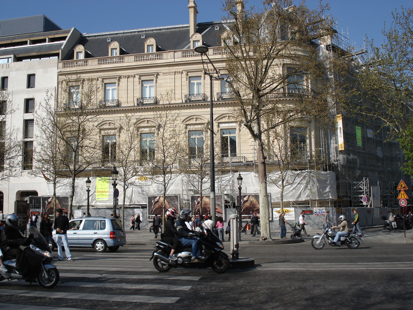 Picture France Paris Champs Elysees 2006-04 50 - Road Champs Elysees