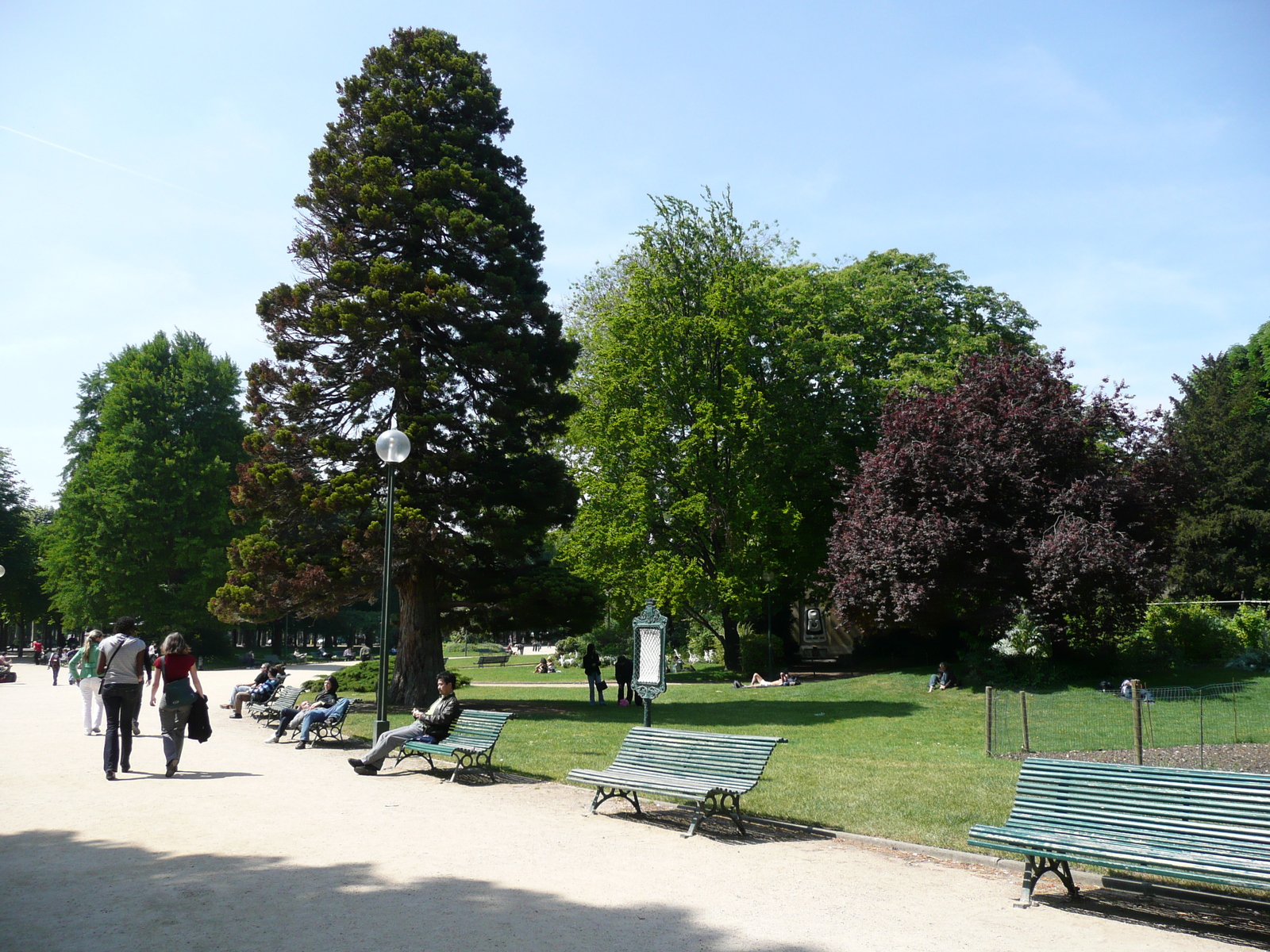 Picture France Paris Champs Elysees 2007-05 5 - Perspective Champs Elysees