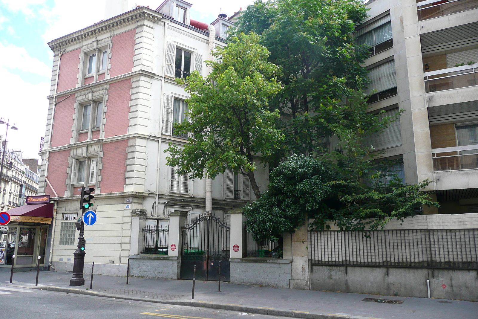 Picture France Paris Rue Ampere 2007-06 38 - Tourist Rue Ampere