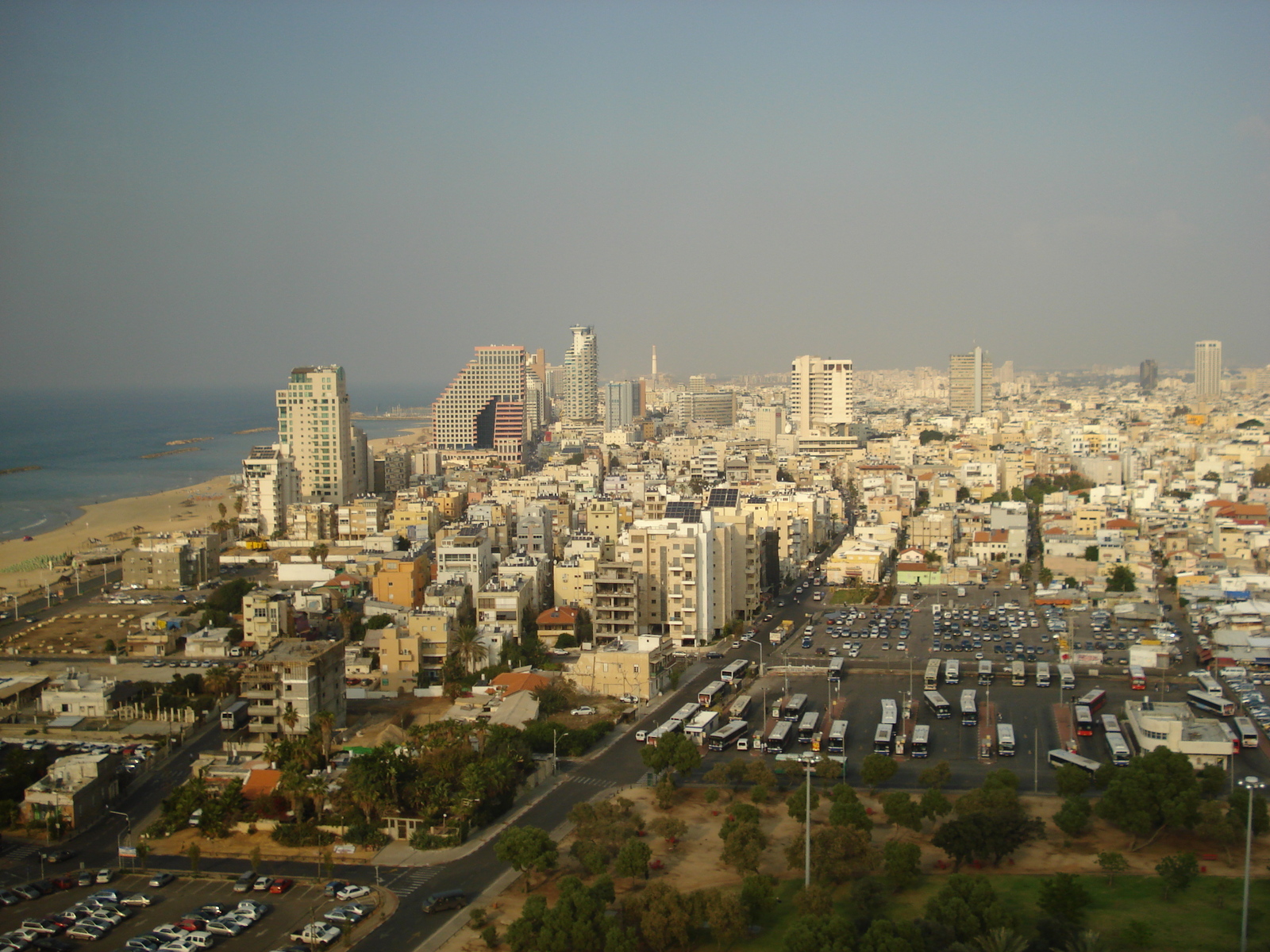 Picture Israel Tel Aviv Tel Aviv Sea Shore 2006-12 180 - Shopping Mall Tel Aviv Sea Shore