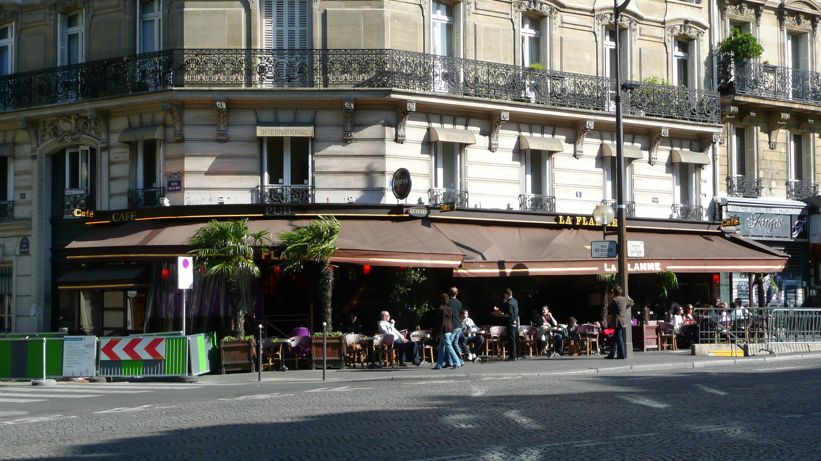 Picture France Paris 17th Arrondissement Avenue de Wagram 2007-05 6 - Trips Avenue de Wagram