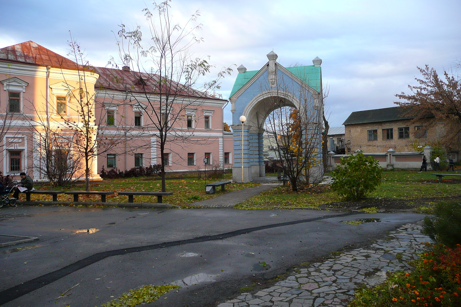 Picture Ukraine Kiev Podil 2007-11 44 - Trail Podil