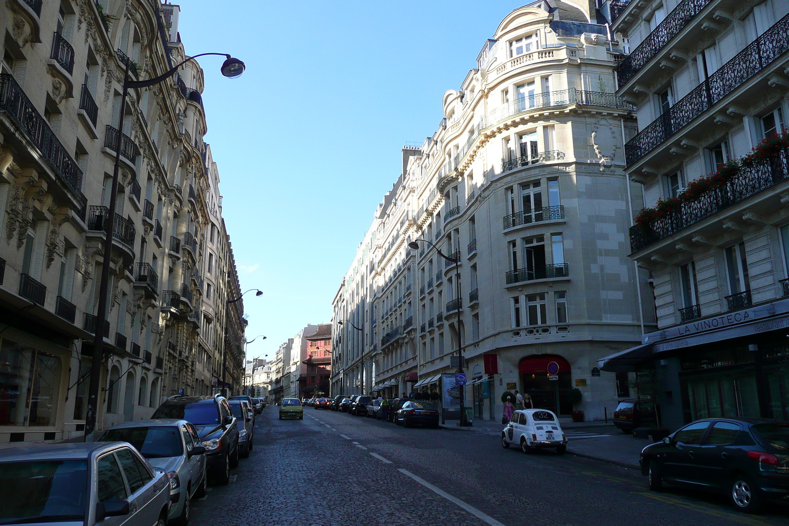 Picture France Paris Avenue de Friedland 2007-09 74 - Sightseeing Avenue de Friedland