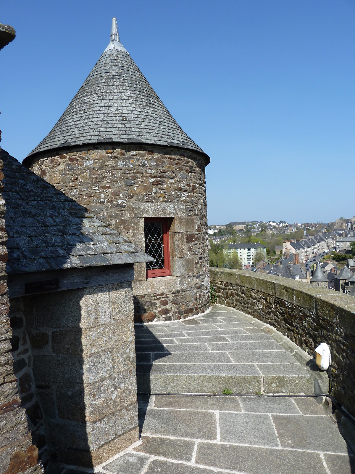 Picture France Fougeres 2010-04 165 - View Fougeres