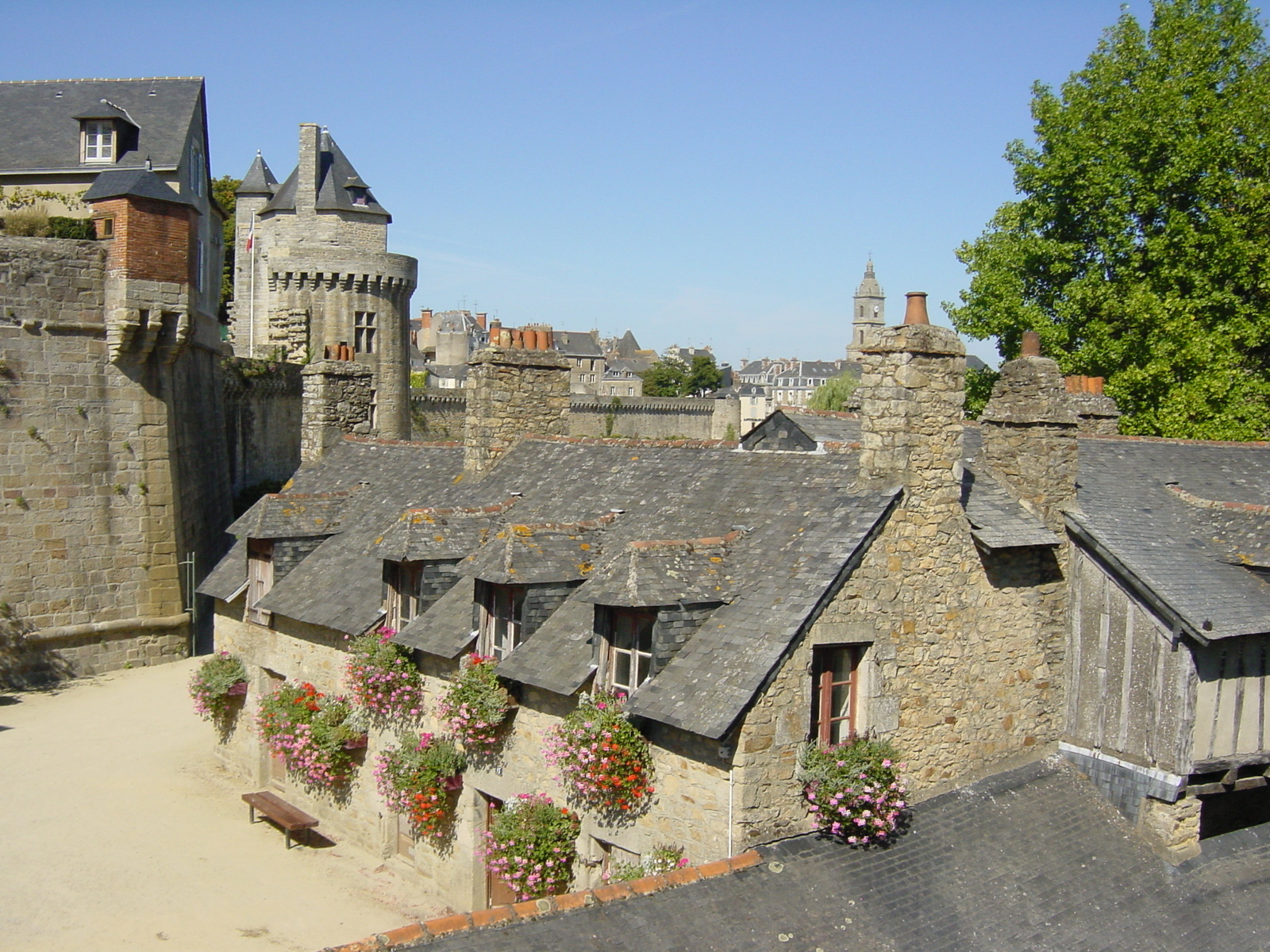 Picture France Vannes 2003-09 0 - View Vannes