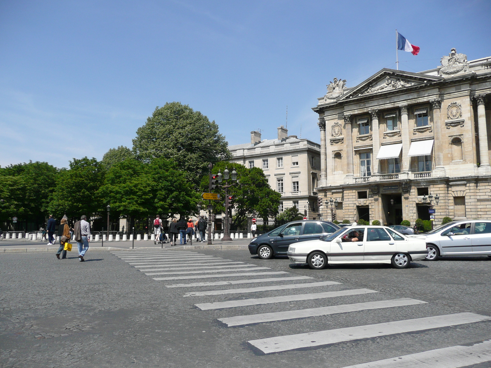 Picture France Paris La Concorde 2007-05 110 - Car La Concorde