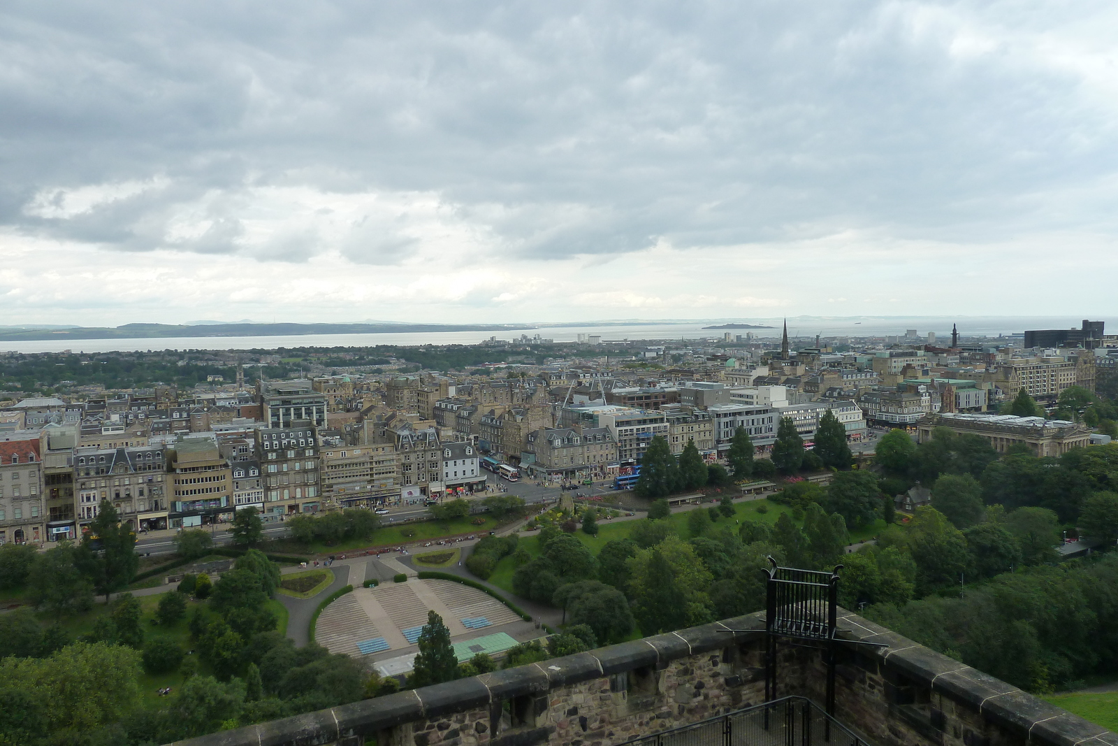 Picture United Kingdom Edinburgh 2011-07 11 - Photographer Edinburgh