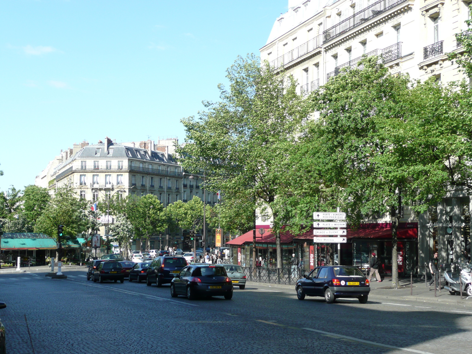 Picture France Paris 17th Arrondissement Avenue de Wagram 2007-05 61 - Travels Avenue de Wagram