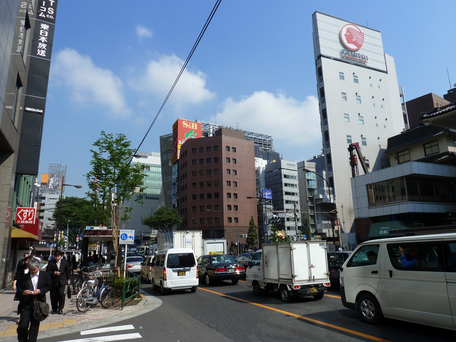 Picture Japan Tokyo Ginza 2010-06 10 - Tourist Ginza