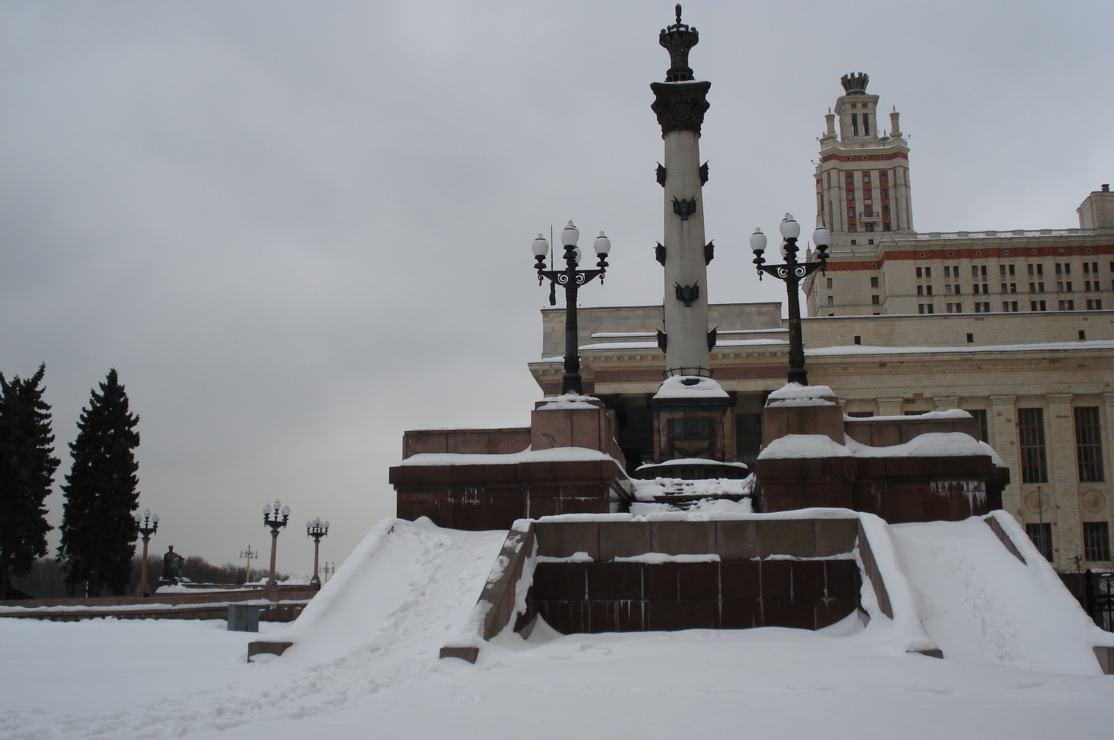 Picture Russia Moscow Moscow State University 2006-03 9 - Sightseeing Moscow State University