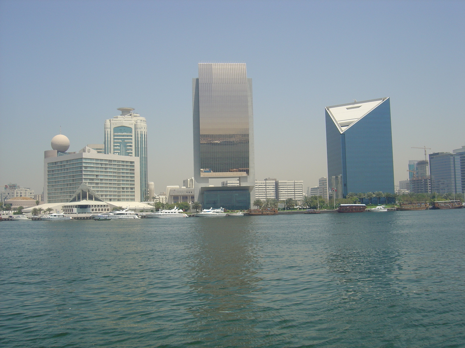 Picture United Arab Emirates Dubai 2005-03 132 - Photographers Dubai