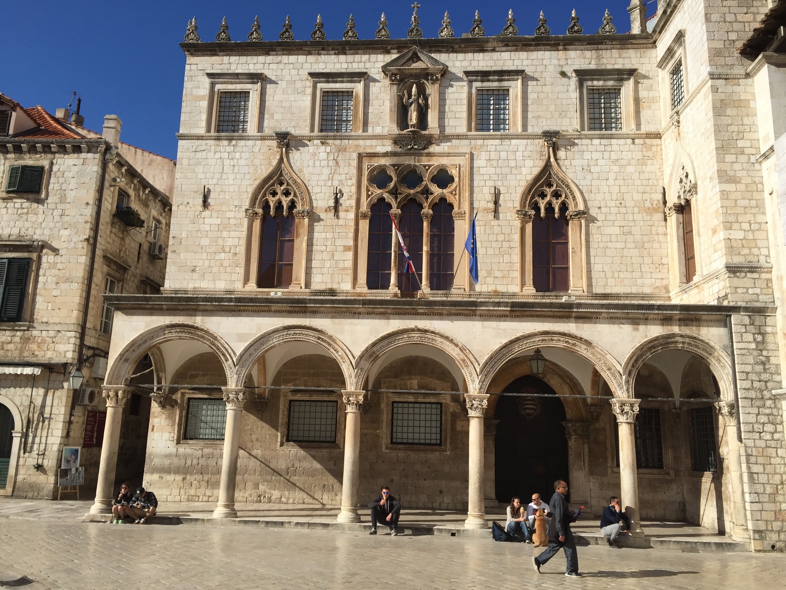 Picture Croatia Dubrovnik 2016-04 110 - Shopping Mall Dubrovnik