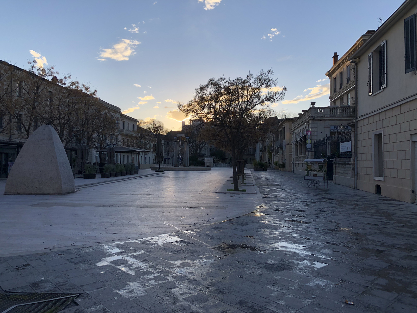 Picture France Nimes 2018-02 42 - Road Map Nimes