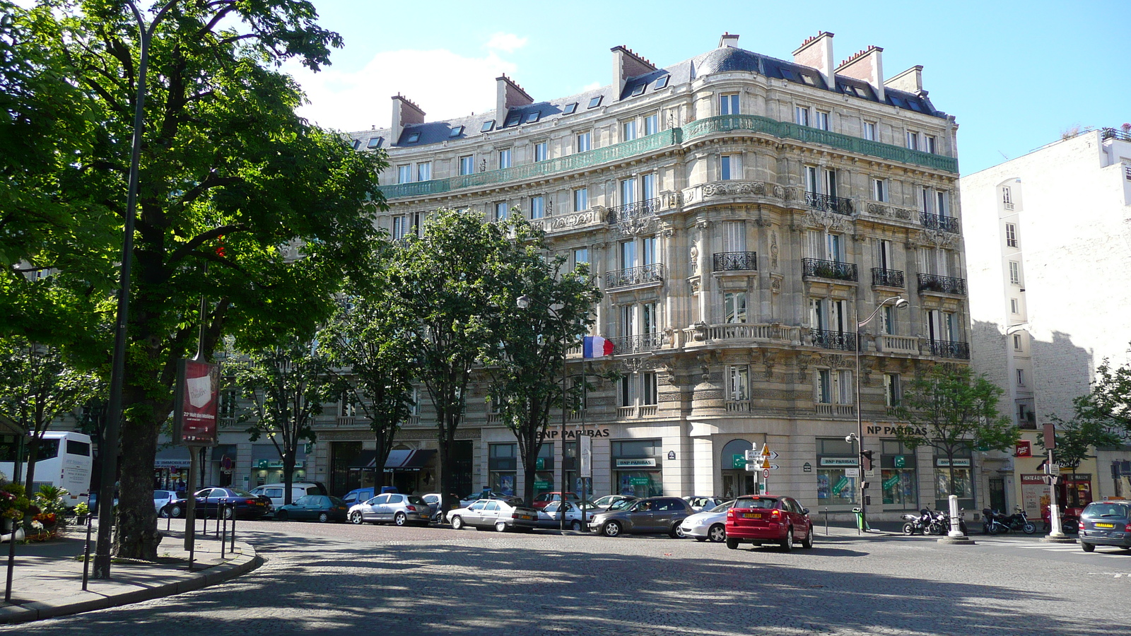 Picture France Paris Place des Ternes 2007-05 3 - Pictures Place des Ternes