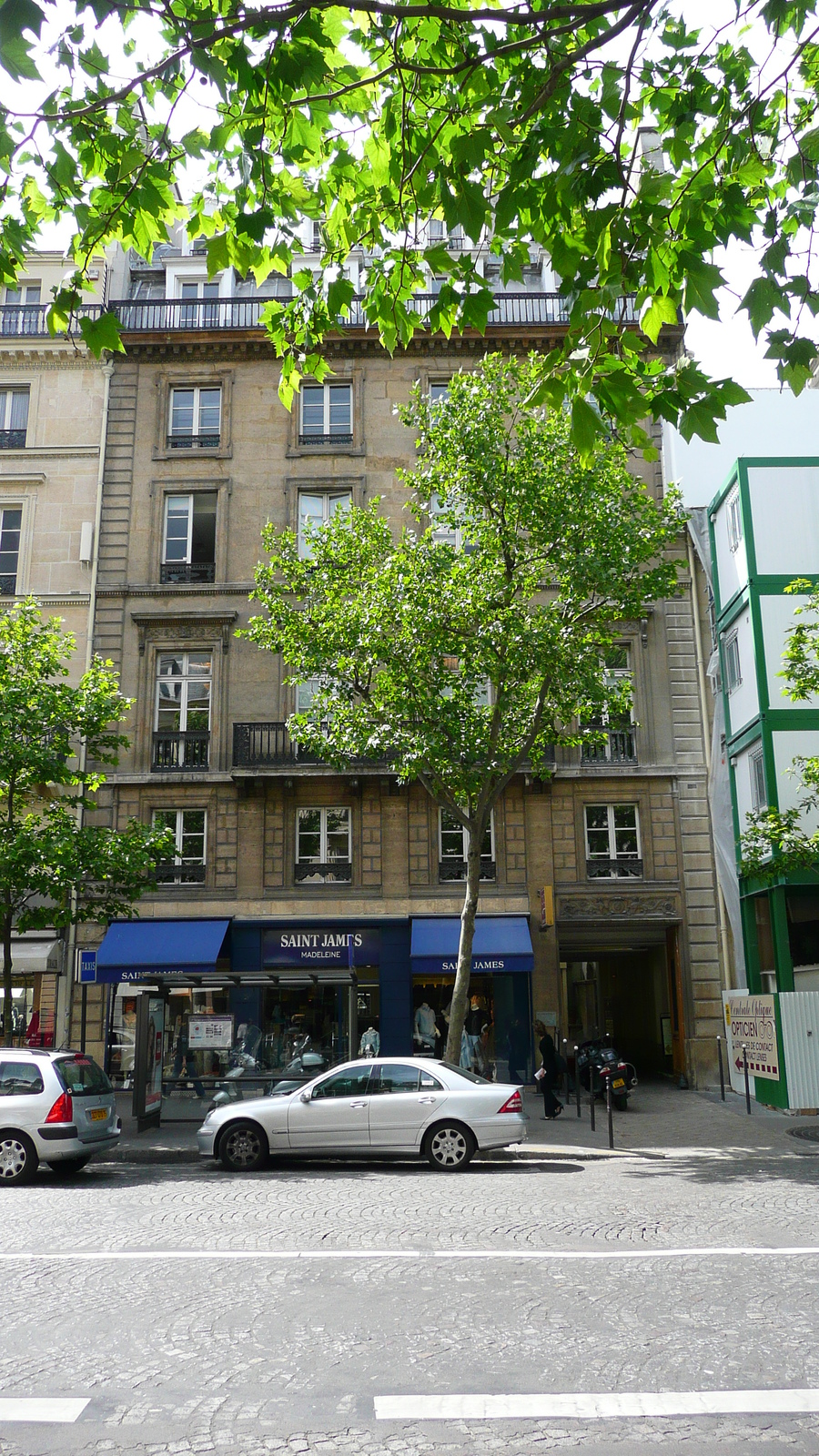 Picture France Paris 8th Arrondissement Rue Tronchet 2007-05 21 - Car Rental Rue Tronchet