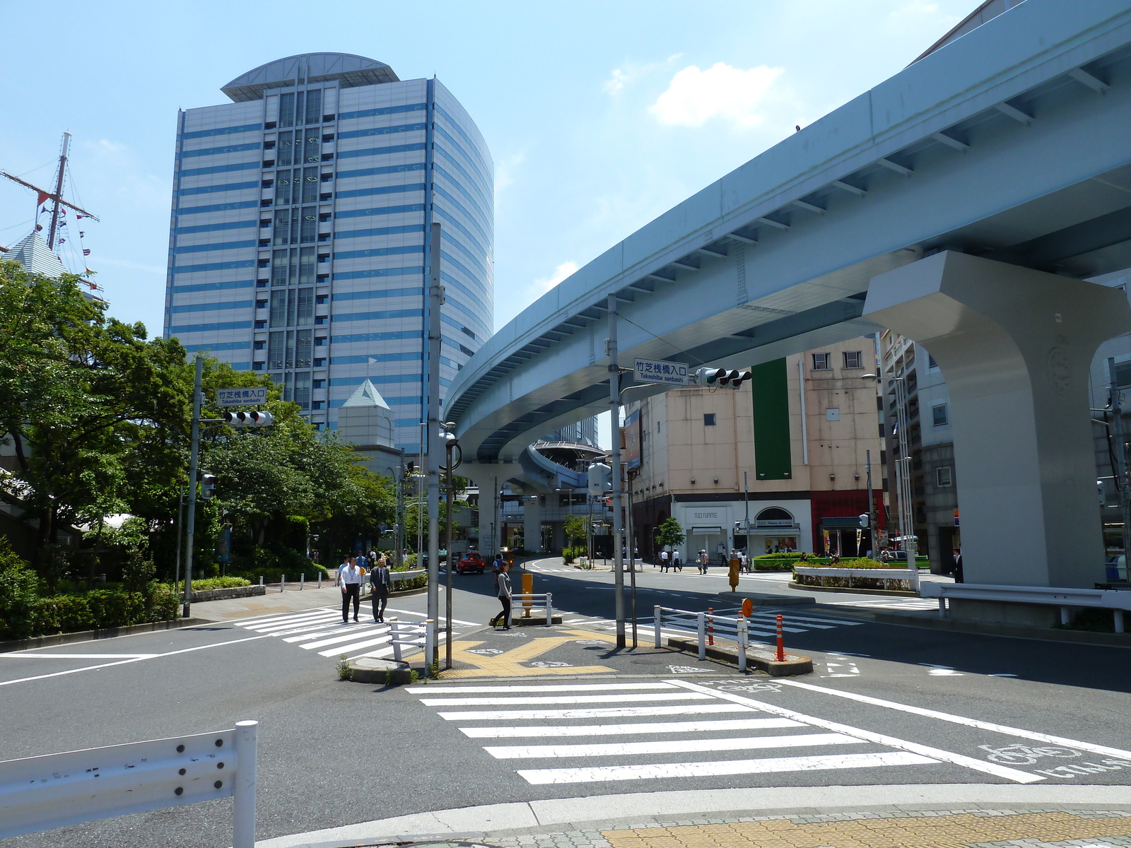 Picture Japan Tokyo Shiodome 2010-06 22 - Discover Shiodome