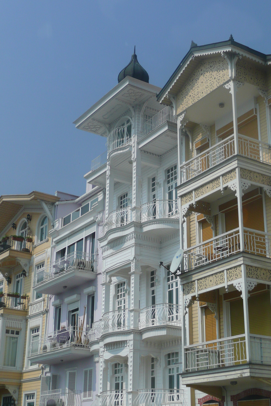 Picture Turkey Istanbul Bosphorus 2009-04 51 - Photographer Bosphorus