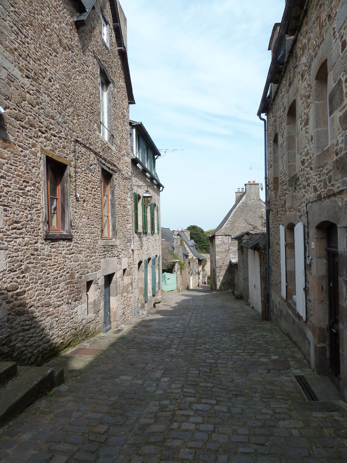 Picture France Dinan Dinan city walls 2010-04 22 - Perspective Dinan city walls