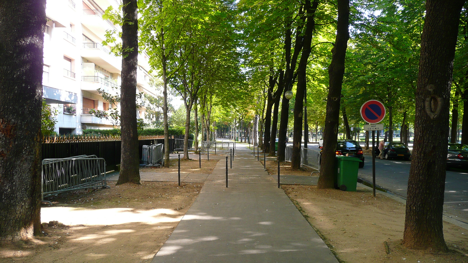 Picture France Paris Jardins du Ranelagh 2007-08 71 - Shopping Mall Jardins du Ranelagh