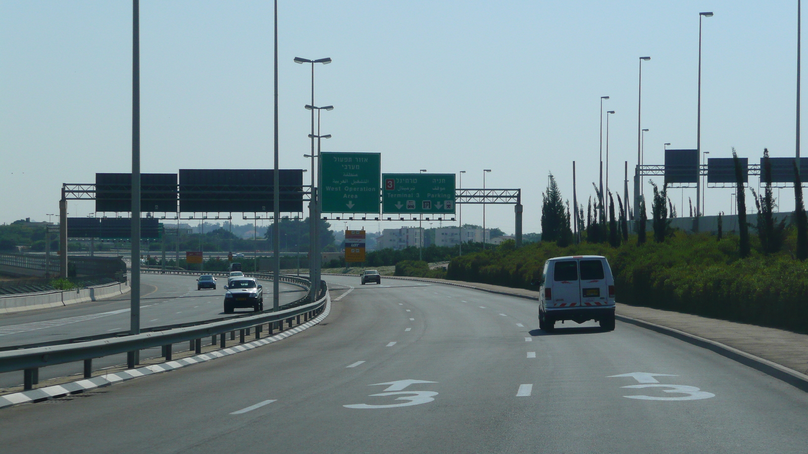 Picture Israel Ben Gurion Airport 2007-06 11 - Car Rental Ben Gurion Airport