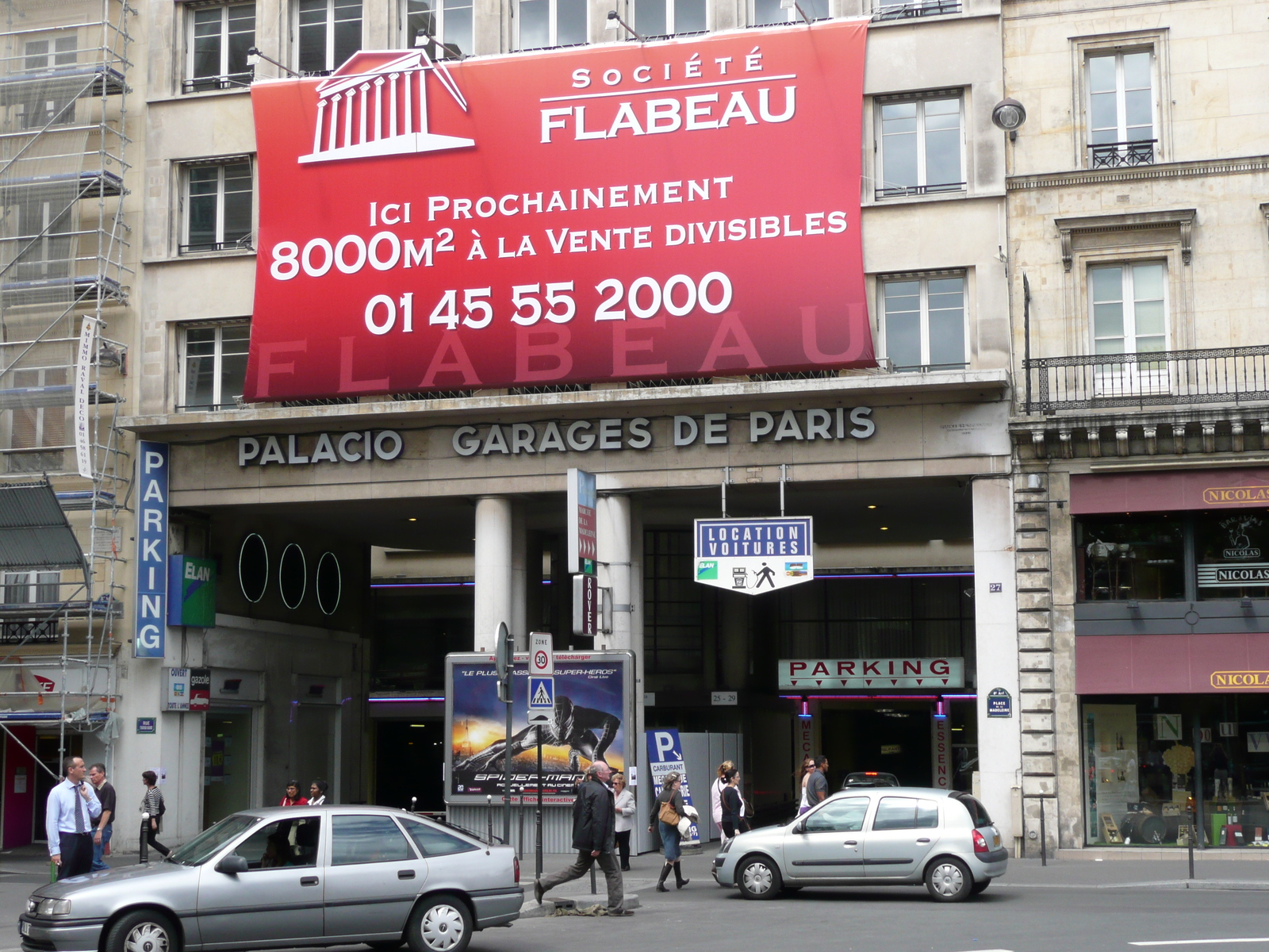 Picture France Paris La Madeleine 2007-05 10 - Store La Madeleine