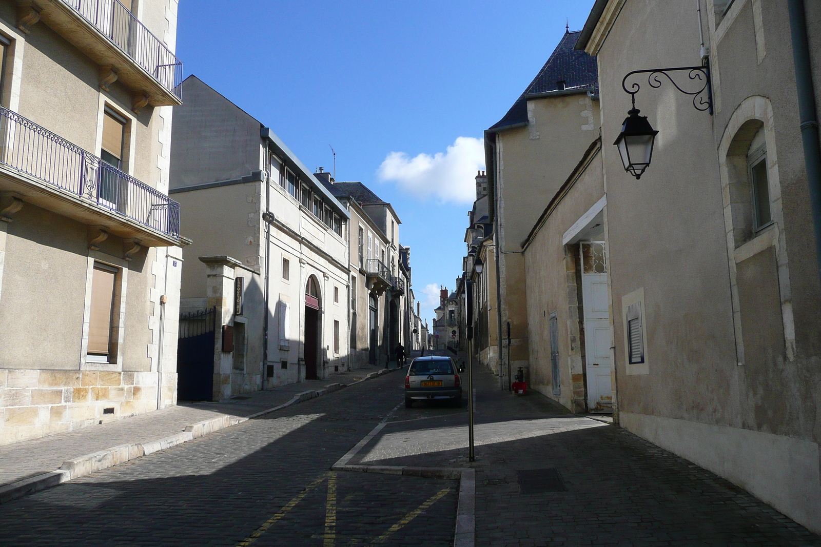 Picture France Bourges 2008-04 119 - Perspective Bourges