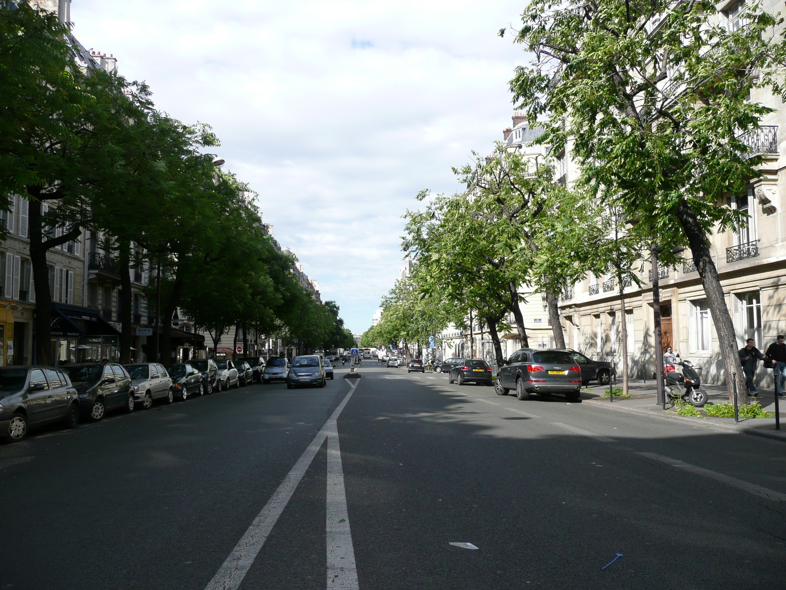 Picture France Paris 17th Arrondissement Avenue de Wagram 2007-05 58 - Photographer Avenue de Wagram