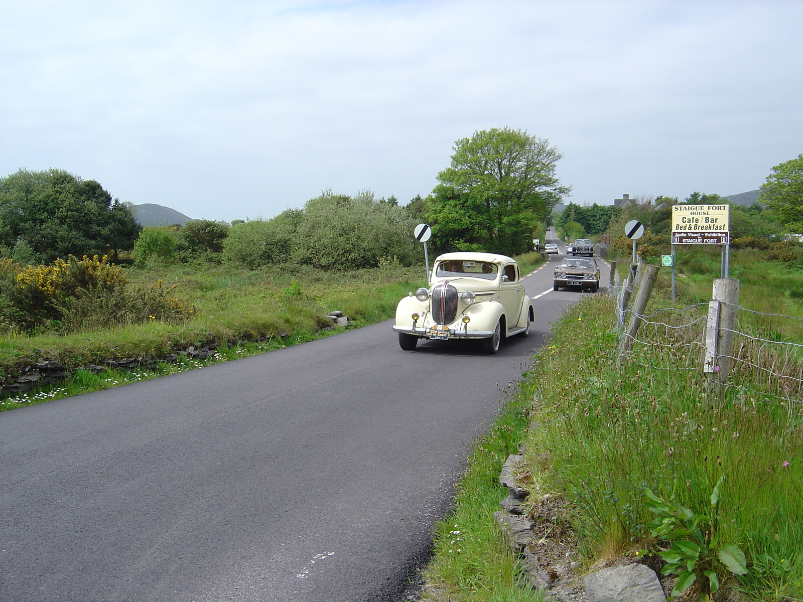 Picture Ireland Kerry Ring Staigue Fort 2004-05 1 - Journey Staigue Fort