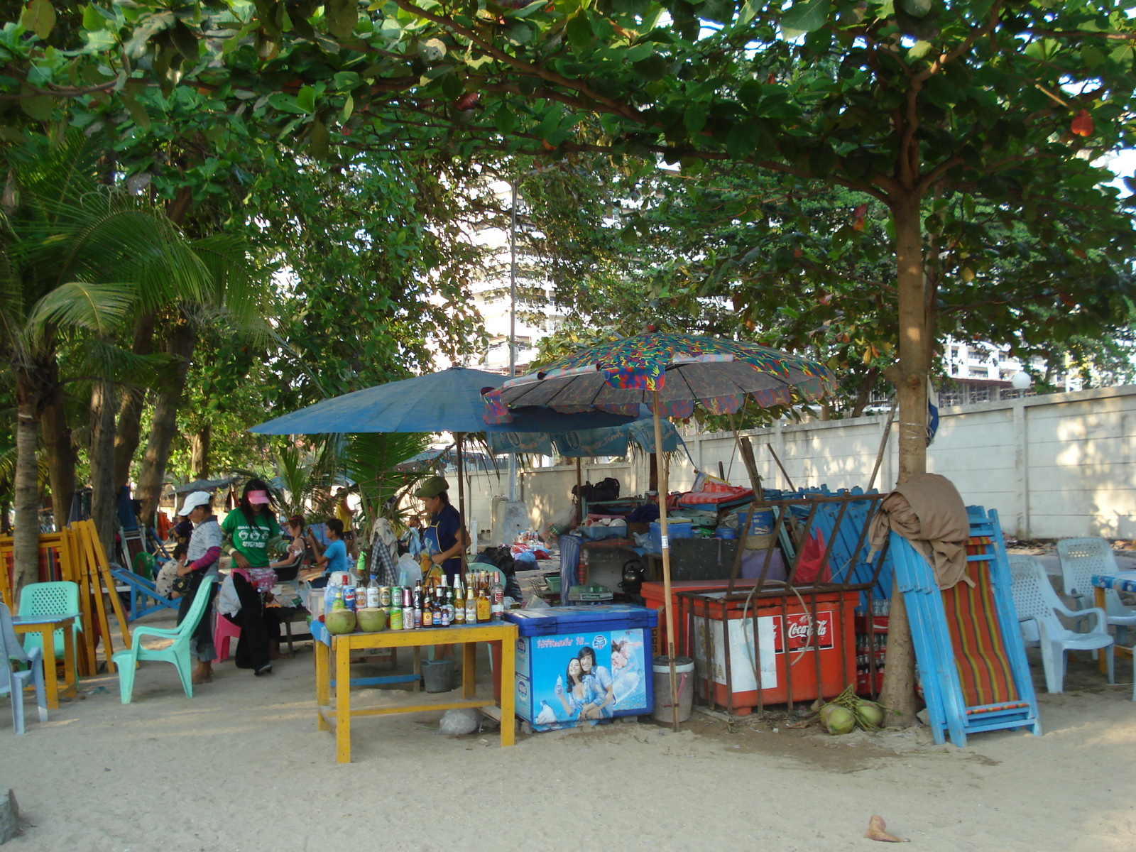 Picture Thailand Pattaya Dongtan beach 2008-01 11 - Road Dongtan beach