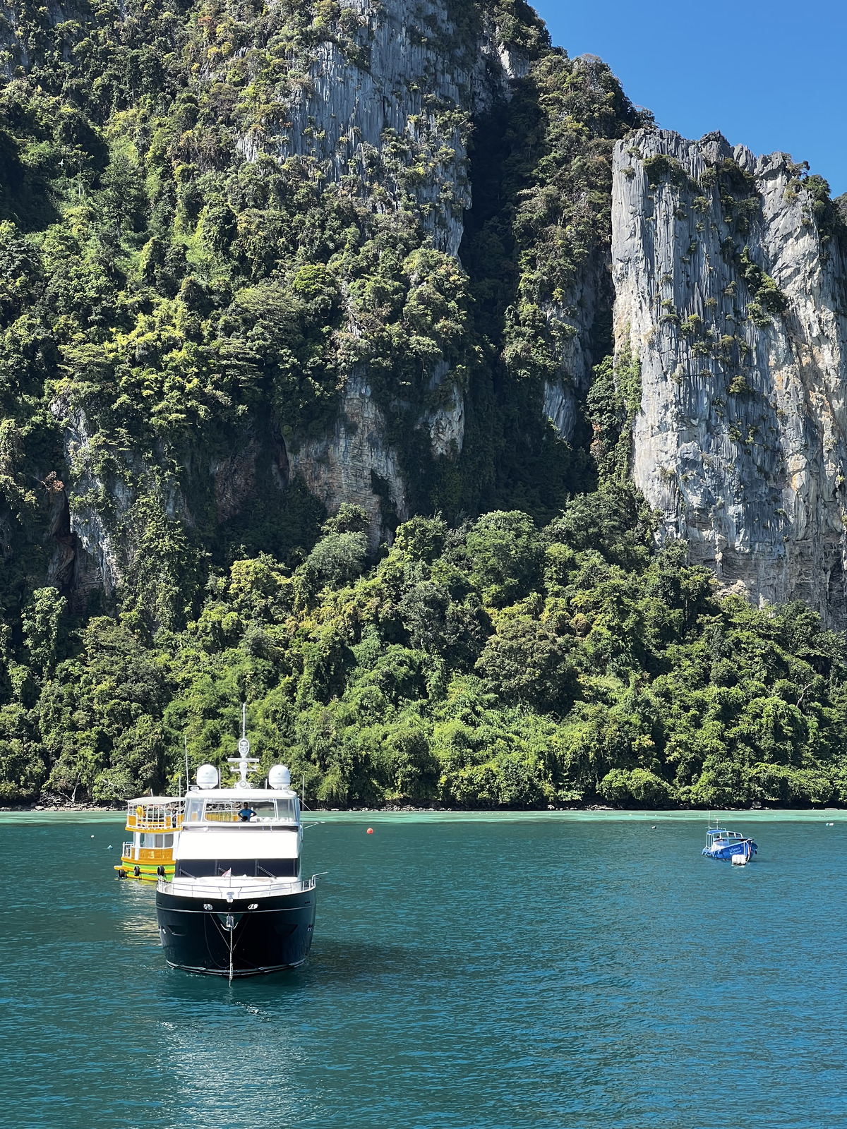 Picture Thailand Phuket to Ko Phi Phi Ferry 2021-12 88 - Tourist Places Phuket to Ko Phi Phi Ferry