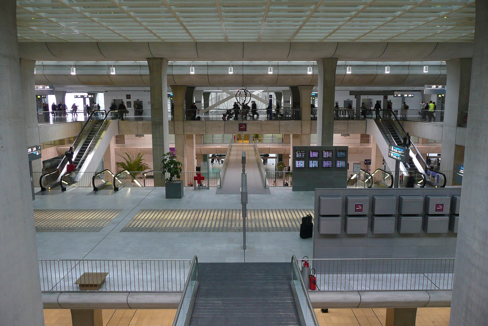 Picture France Paris Charles de Gaulle Airport 2007-11 40 - Trip Paris Charles de Gaulle Airport