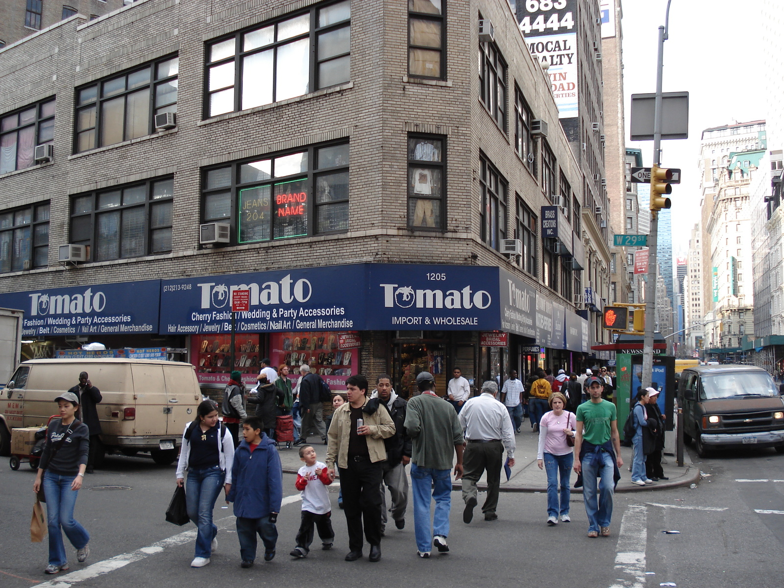 Picture United States New York Up Broadway 2006-03 19 - Flights Up Broadway