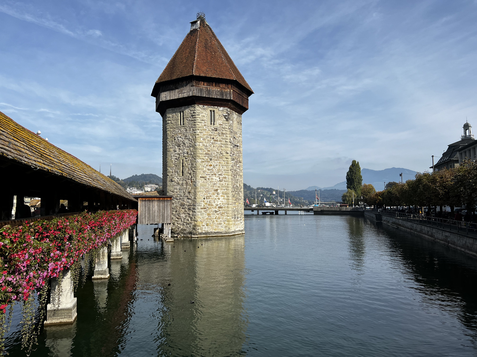 Picture Swiss Luzern 2023-10 34 - Tourist Luzern