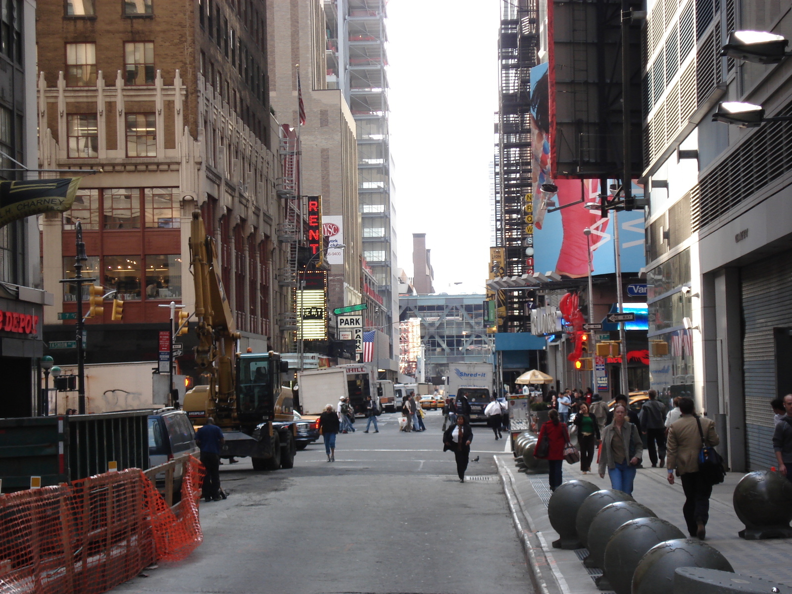 Picture United States New York Up Broadway 2006-03 29 - Photographers Up Broadway