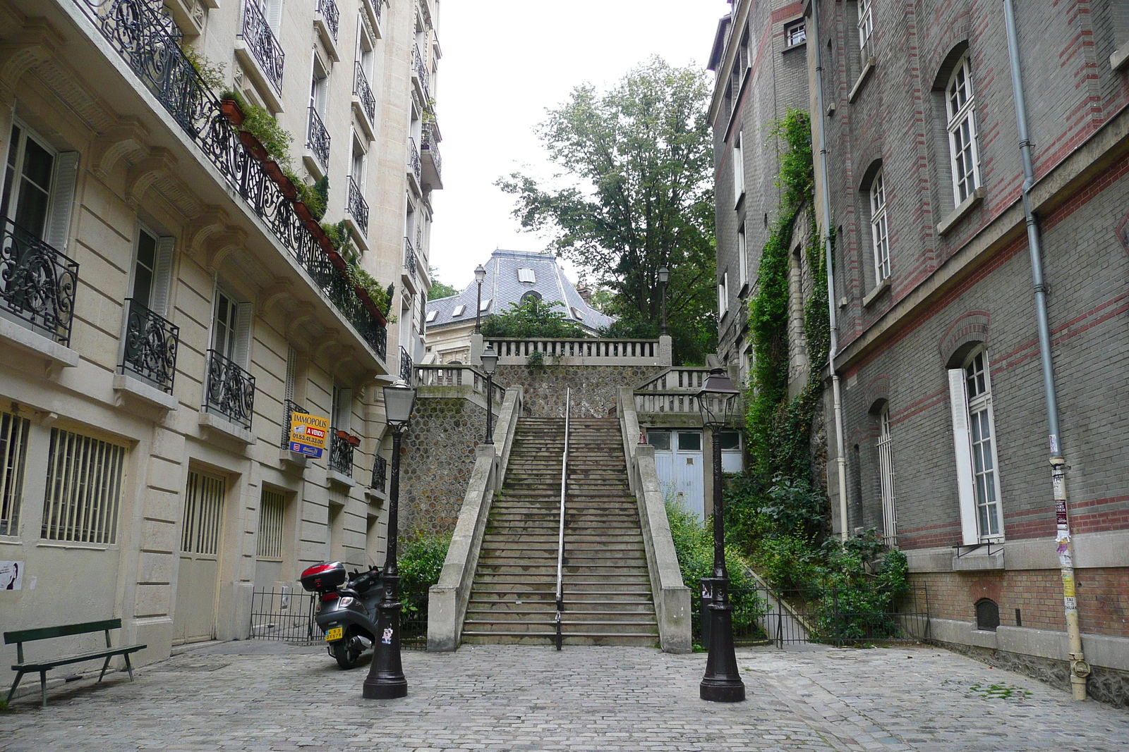 Picture France Paris Montmartre 2007-06 126 - Perspective Montmartre