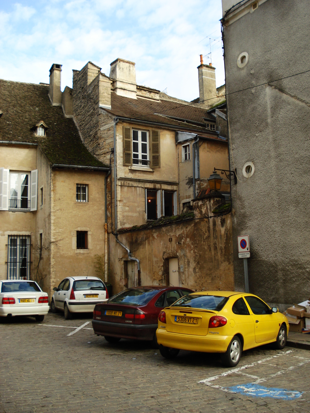 Picture France Beaune 2007-01 61 - Sightseeing Beaune